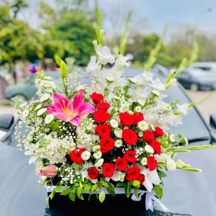 Beautiful Flower Box for Your Lady