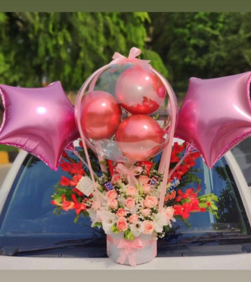 Pink & White Dreams: Floral Balloon Box