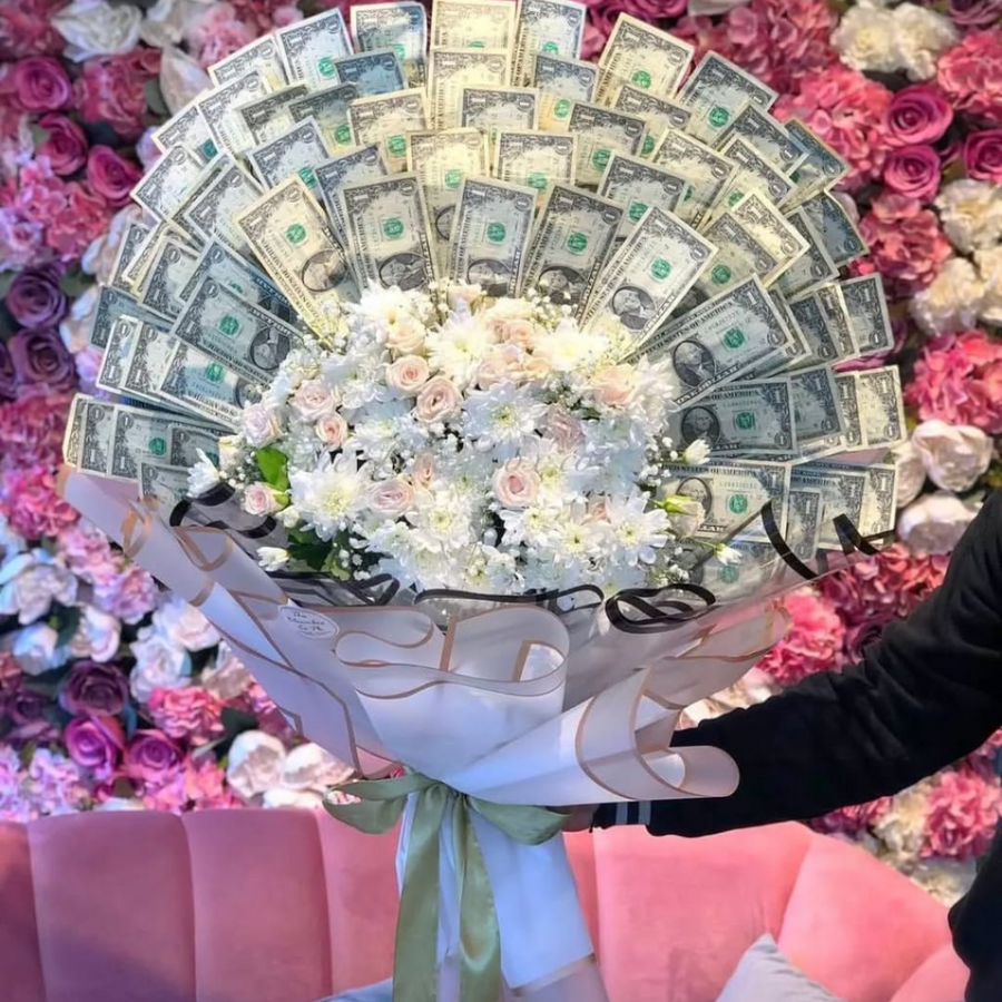 Dollar Bouquet – Luxury Gift for Her