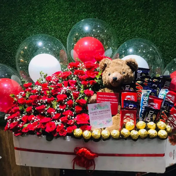 Perfect Eid Treat Box β Flowers, Chocolates & More