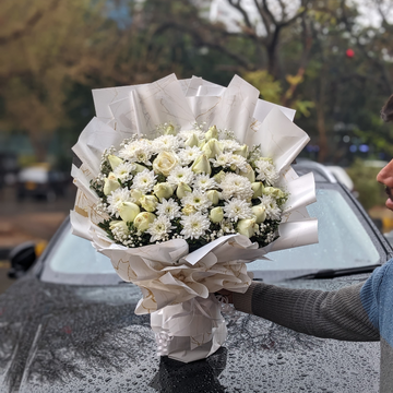 Premium Imported White Flowers Bouquet โ A Gift of Pure Elegance & Joy