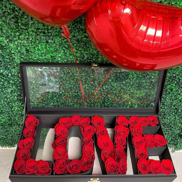 Passionate Red Roses in a Luxurious Love Box