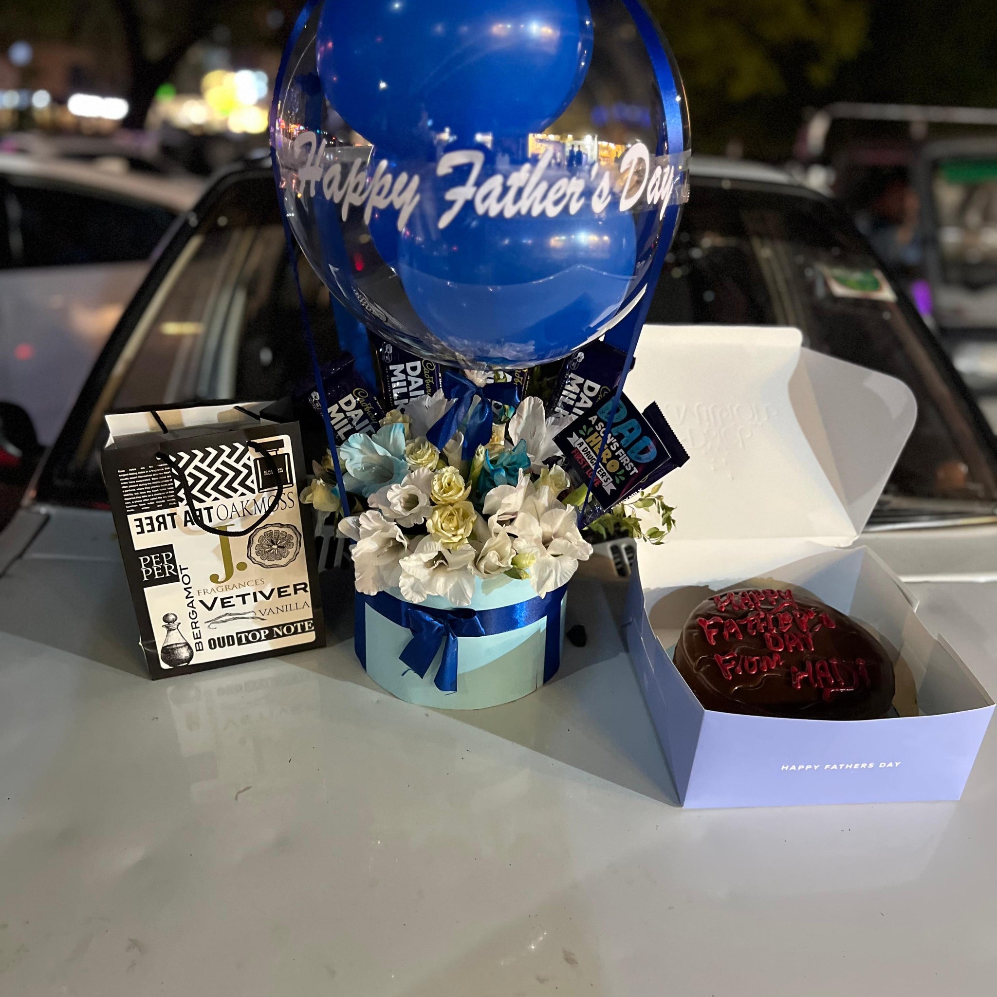 Flowers Cake Chocolates Perfume Customized printed Baloon for Him