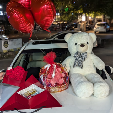 Ultimate Valentine Gift: Teddy, Chocolates & Heart Balloons