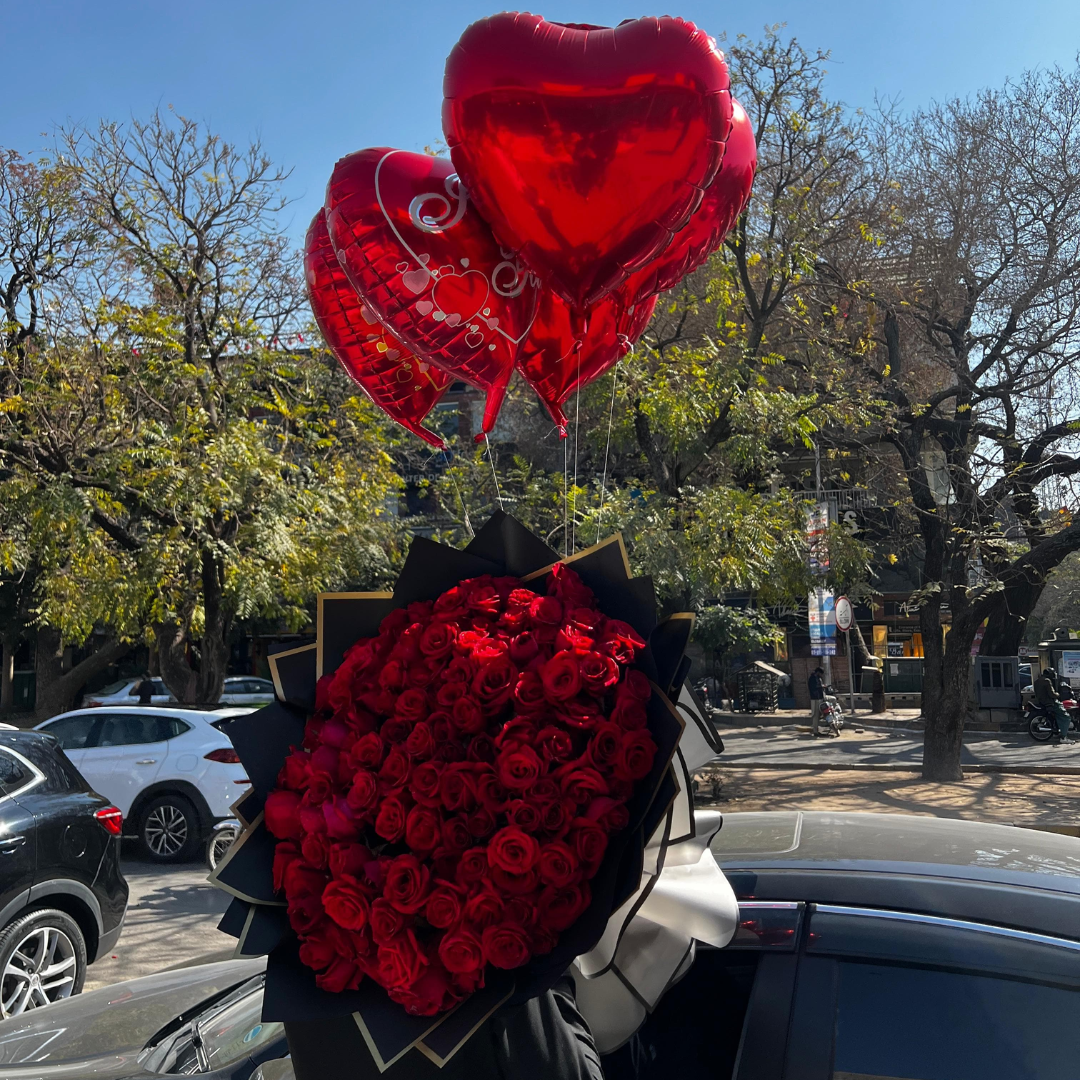 🌹 Premium Red Rose Bouquet with Heart Balloons ❤️🎈