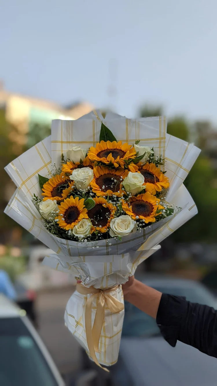 Sunflower & White Rose Delight