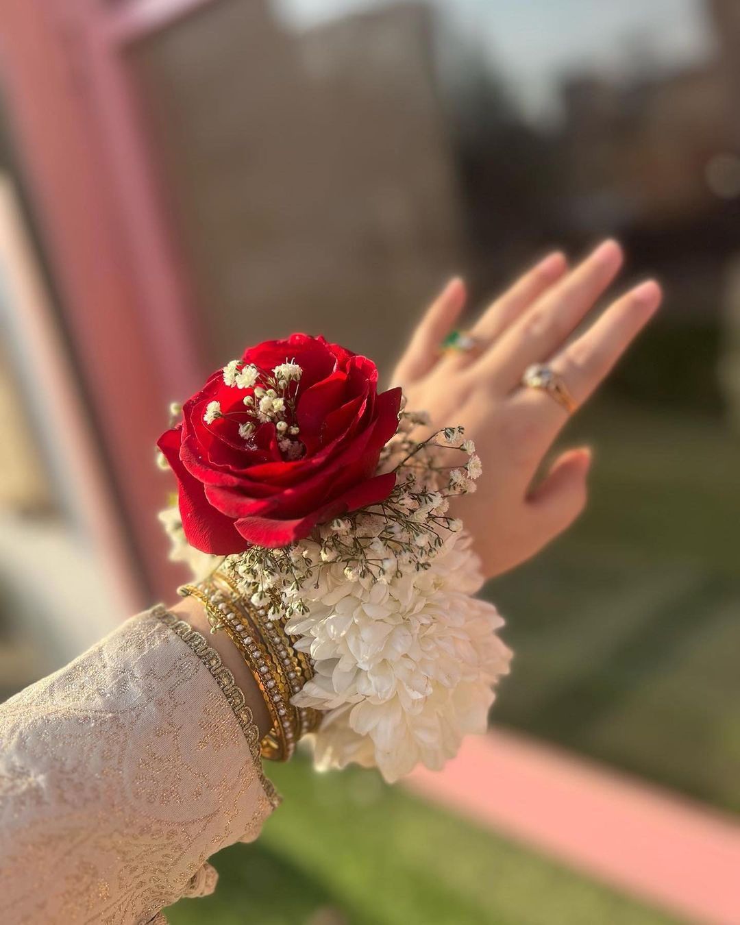 Floral Bliss Gajra