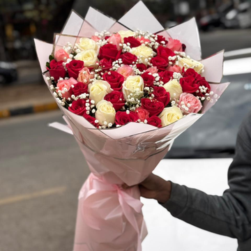 Luxury Imported Roses Bouquet – Premium Hand-Tied Fresh Roses