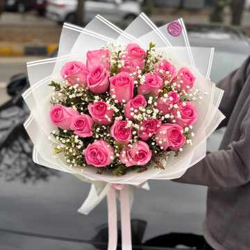 Premium Pink Roses Bouquet – Elegant Hand-Tied Fresh Roses