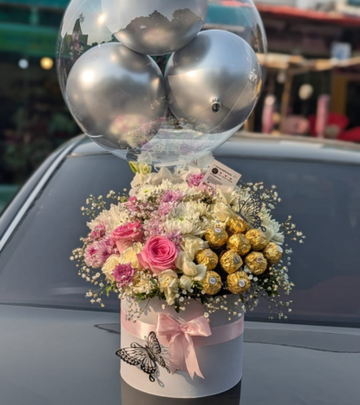 Best Ever Luxury Box for Mom – Roses, Ferrero & Balloons