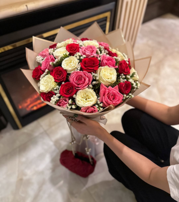 Pure Elegance – Roses and Baby’s Breath Floral Gift