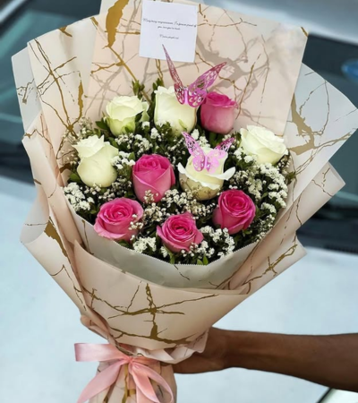 Elegant White & Pink Rose Bouquet for Mum
