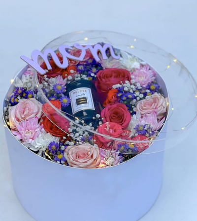 Luxury Floral Gift with Scented Candle for Mom