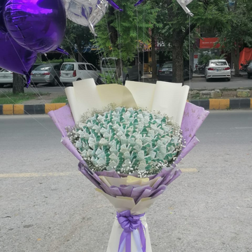 Perfect Eid Bouquet for Her –  Cash, Flowers & Foil Balloons