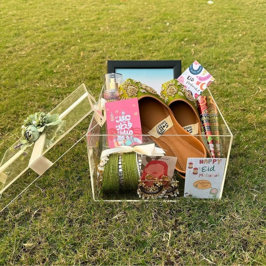 Transparent Eid Box for a Lucky Lady