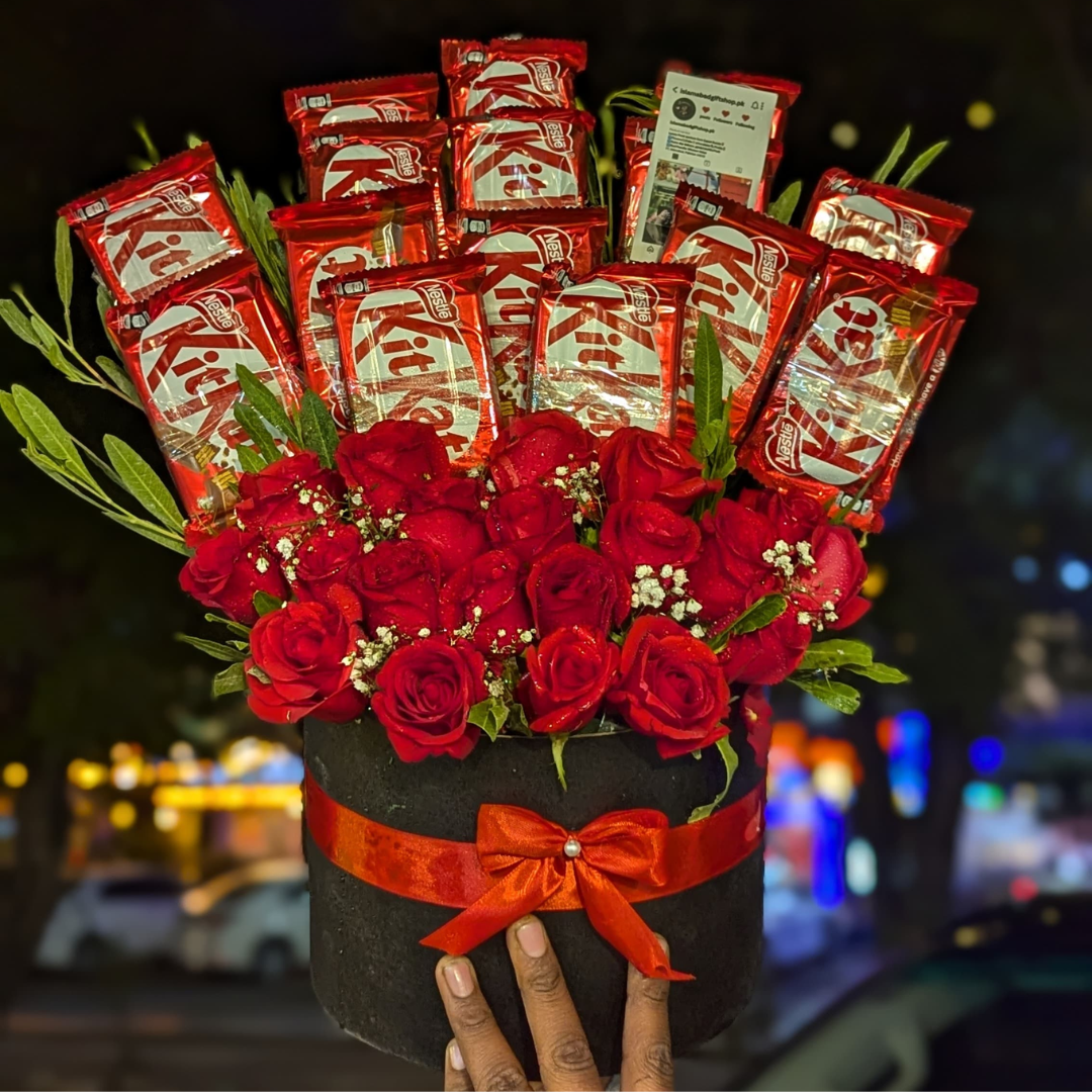Eid Mubarak Box for Kit Kat Lovers & Red Roses Elegance