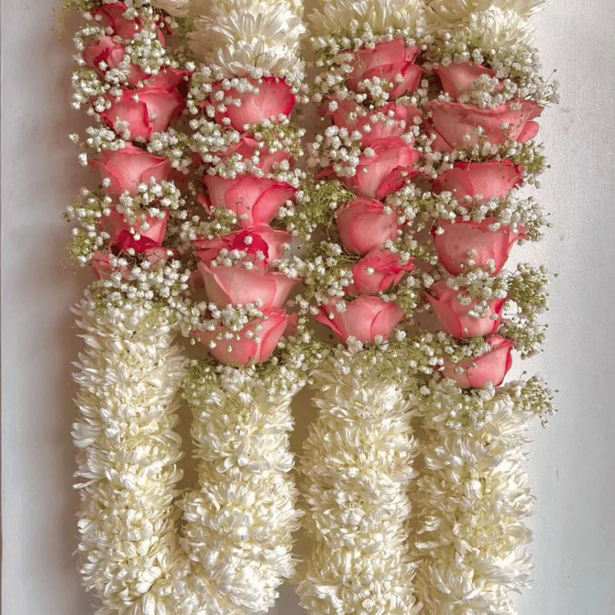 Bride & Groom Garland Set – Elegant Chrysanthemum and Rose