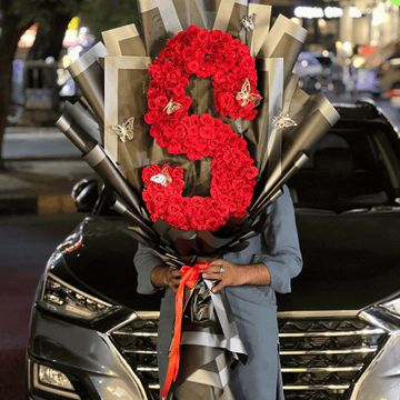 Custom Rose Letter Bouquet – Personalized Floral Gift for Her