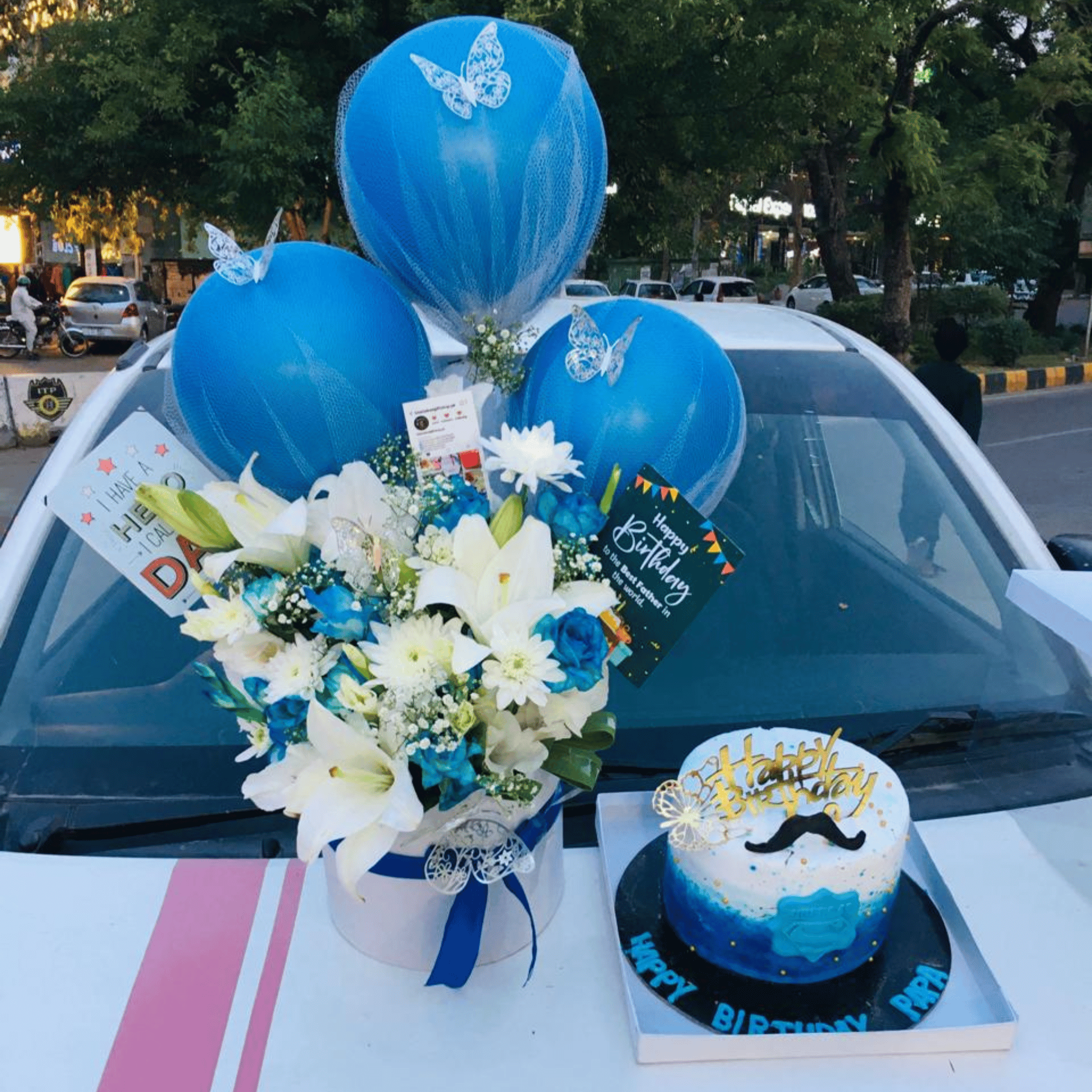 “Dad’s Luxe Box” – Imported Flowers, Balloons & Customized Cake Combo