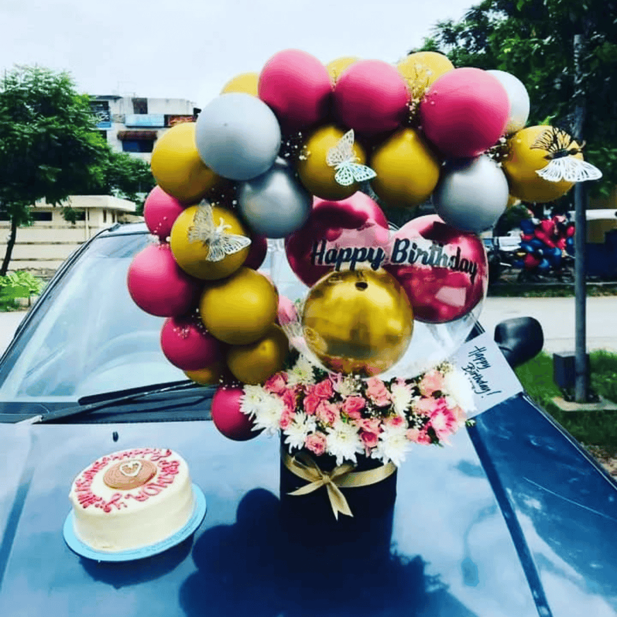 Luxury Baloons Giftbox With Flowers &Salted Ceramel Cake🎂|GiftforHer