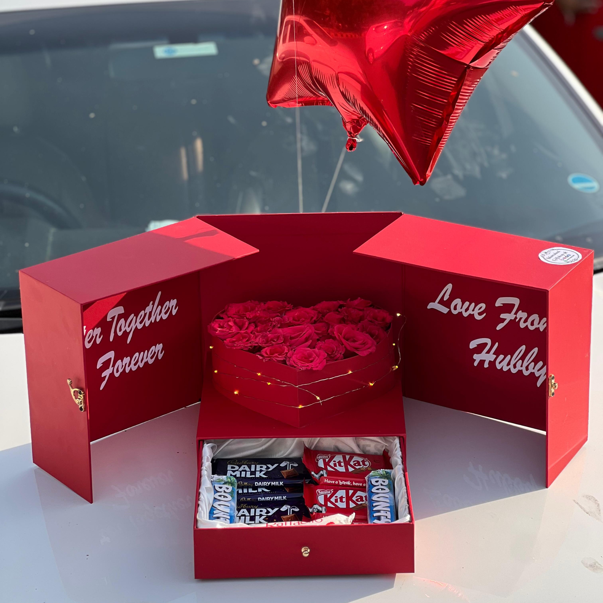 Romantic Red Gift Box – Roses, Chocolates & Customized Printing &Helium Balloons