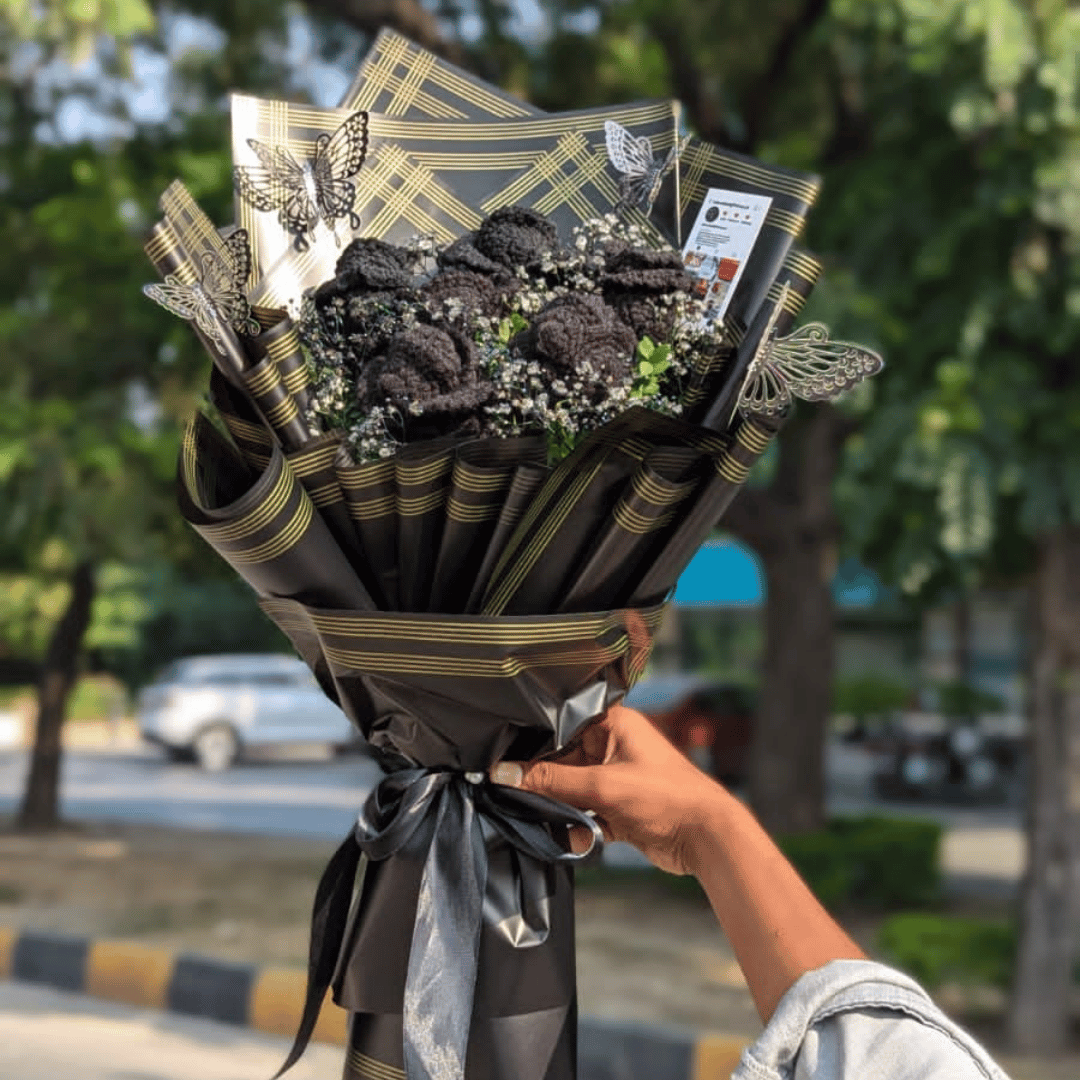 Handmade Crochet Flower Bouquet: A Unique Gift