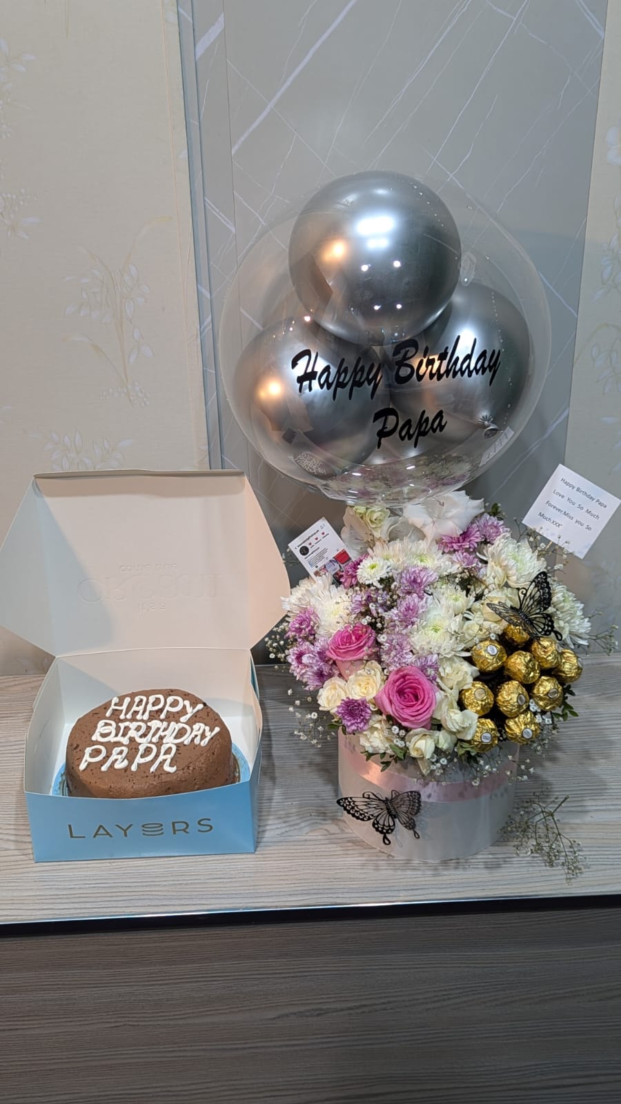 Best Ever Luxury Box for Mom – Roses, Ferrero & Balloons