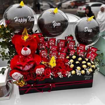Luxury Gift Combo – Imported Flowers with Teddy, Customised Balloon & Chocolate Box