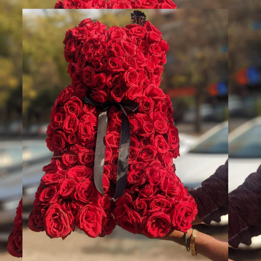 Fresh Red Roses Teddy Bear – Unique Valentine’s Day Gift