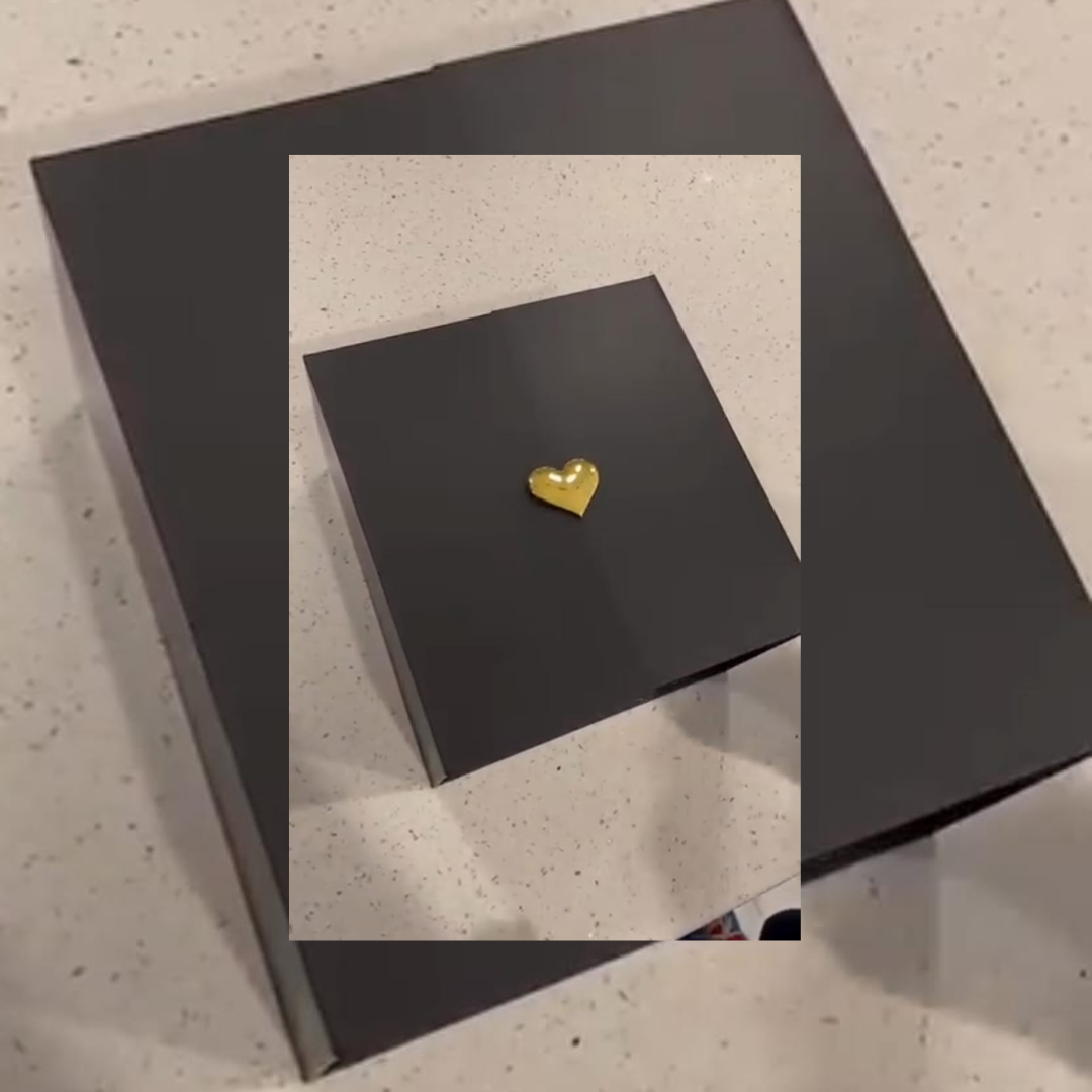 Valentine’s Popup Box: Red Heart Rose & Rochers