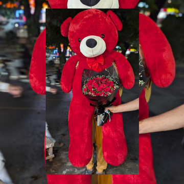 Valentine’s Special: Giant Teddy with Rose Bouquet
