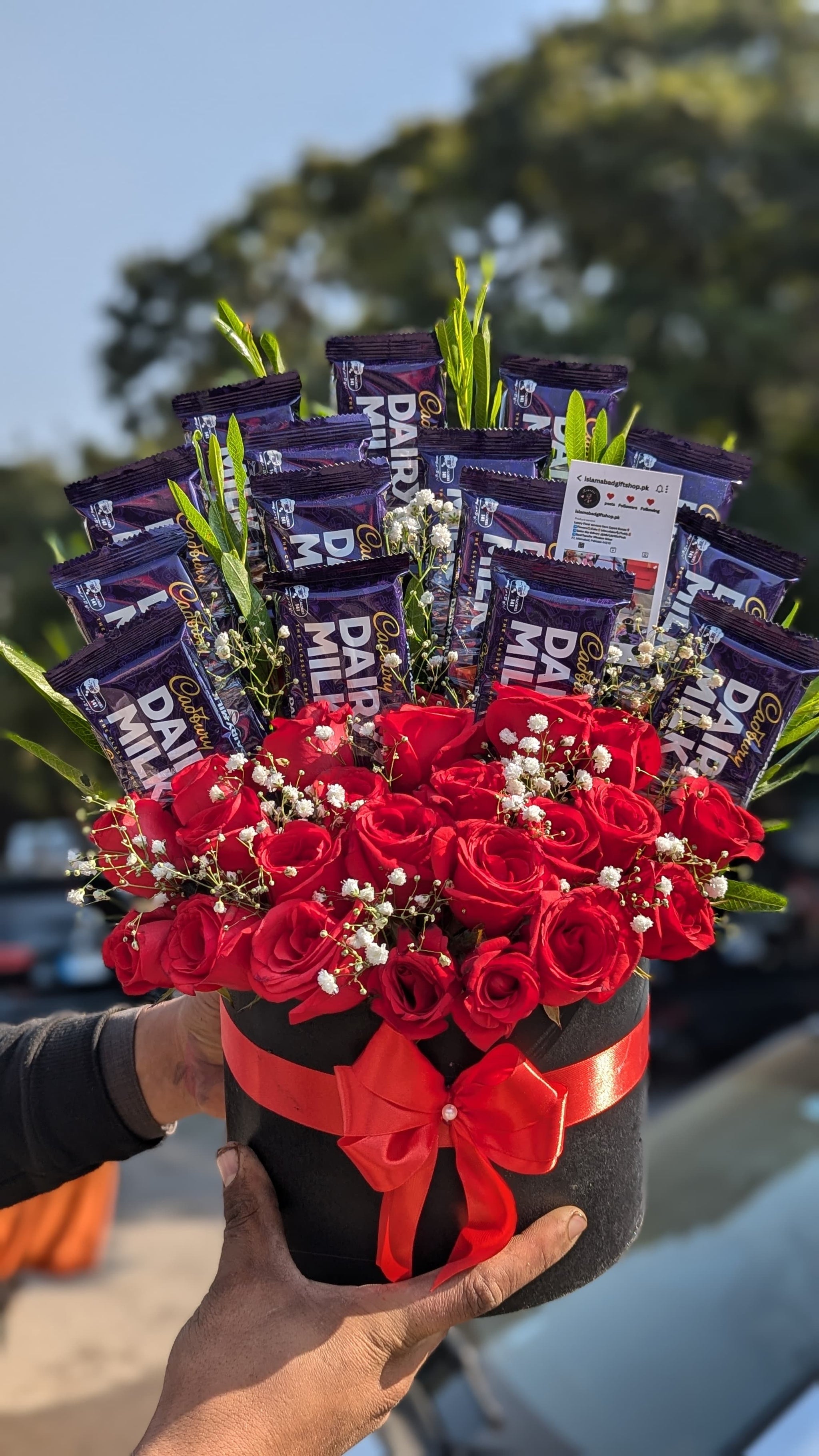 Dairy Milk & Roses: Perfect Pair